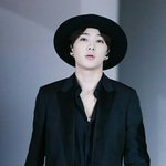 [위너] <b>이</b> <b>모자</b> 뭐라 그러니
