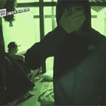 [EXO] 액정에 <b>입술</b>대고 들어와 보셈