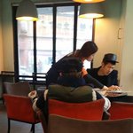 [타오] 타오 이제 <b>목발</b> 없이 걷는데~