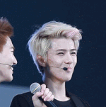 [EXO] 얜 진짜 웃는거랑 정색이랑