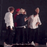 [EXO] 종인이가 형아 <b>zz</b>ㅣzzㅣ가려주는거 음성지원됨ㅋㅋ