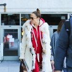 운동복 <b>차림</b>의 제니퍼 로페즈...