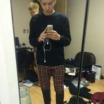 [EXO] (혐)이사진 지여친한테 공항<b>패션</b>