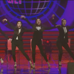 [연예가중계] 티아라와 레드벨벳 무대를 보는 exo <b>디오</b>