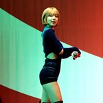 <b>갈색</b>머리도 잘 어울리는 초아