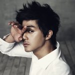 김지훈 셀카 속 의외의 <b>인맥들</b>