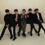 [EXO] 4일만 잇으면 <b>고등</b><b>학생</b>됨