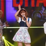 <b>루나</b> 최근 다리 급 예뻐져서 깜놀;;