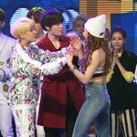 친한게 느껴지는 엠버-현아