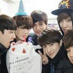 [EXO] 다른애들까는게비<b>정상</b>이고 백현까는게