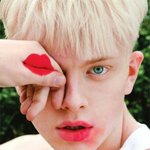 [상상이라도] 너넨나중에누구랑결혼하고싶어사진보고골라봐(+수정)