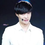 [EXO] ㅅㅂ이씽이 흑발 조카<b>취</b><b>저</b>