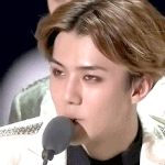[EXO] 졸업식날학교에서 나에게고백을n<b>한</b> <b>남자</b>애