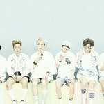 인피니트랑 비투비랑 엑소 있잖아