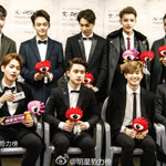 [EXO] 애들 이사진 뭐임?