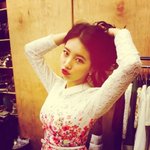 [꼭댓글부탁] 금발이 잘어울리는 수지! 싱크로율까지 ㄷㄷ
