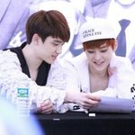 [EXO] 여자관계제일 <b>난잡</b>한거얘네둘임