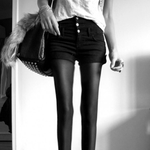 [댓글부탁] 여자가 <b>맨몸</b>스쿼트하면 두개중에 어떻게 돼요 (스압)