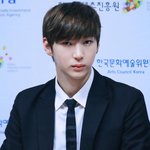 <b>첩보</b>물 돋는 아이돌 수트간지