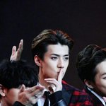 [EXO] 세훈이랑찬열<b>이개</b>귀여워ㅠㅠ