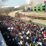[EXO] 왼쪽끝이 굿즈사는곳 <b>직전</b>임