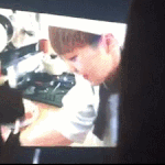 [시우민] 콘<b>vcr</b>중 김민석 요리사움짤!!!