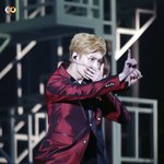 [EXO] 야 <b>레이</b> 금발에 붉은계열 존나 잘어울려