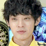 <b>눈</b>에 스마일 박은 <b>남자</b> 가수