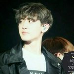 [EXO] 어제오늘 콘갔던애들아 <b>시작</b> 2시간<b>전</b>에 야광봉