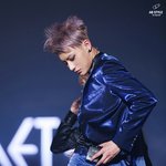 [EXO] 나골드콘이라참고있었는데
