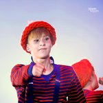 [시우민] <b>당당</b>하게 난 시우민꺼라고 