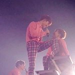 [EXO] 나 좌석 14구역이였는데 스텐딩이랑 바꿨는데