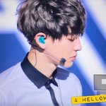 [EXO] 찬열이 머리색 ㅈㄴ 좋다