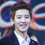 <b>치아</b>까지 미남인 男 아이돌들