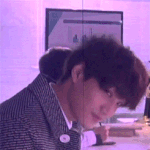 [EXO] 근데 <b>무대바닥</b>에 물 뿌리면 안미끄럽나..