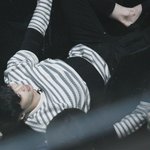 [EXO] <b>내</b><b>폰</b>에 이게왜있지 이거뭐야?