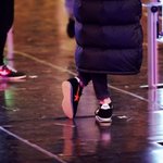 [EXO] 근데 이거 누구 발??
