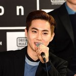 [EXO] 준면이 머리 돌려내라고ㅠㅠ