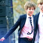 [시우민] 봄이니까, 민들레슈 'ㅅ'