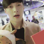 [EXO] 아 <b>자야</b>되는데...