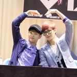 男아이돌의 훈훈한 <b>투샷</b> 하트