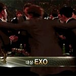 [EXO] 우리 팬들끼리 싸우지말자 ㅠㅠ