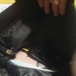 [EXO] 내일 콘인데 뮈 챙겨가지
