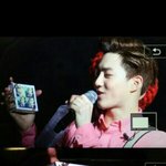 [EXO] 이거 준면<b>이</b>가들고있는거 뭔<b>상자</b>임?