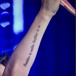 [EXO] 박찬열이거진짜<b>문신</b>아니지?