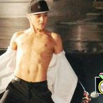 [시우민] [시우민]아침부터 <b>살색</b>향연