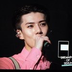 [EXO] 어제 피터팬 중간에 애들 멈추는 타임 있잖아