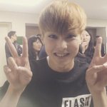 [시우민] <b>청담동</b> 잠보 인스타에 민석이사진인데 ㅋㅋㅋ