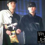 [EXO] 세훈이가들고있는거 꿀<b>버터</b>칩?