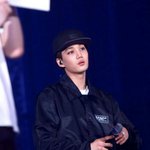 [EXO] 애들 이 옷 입은 거